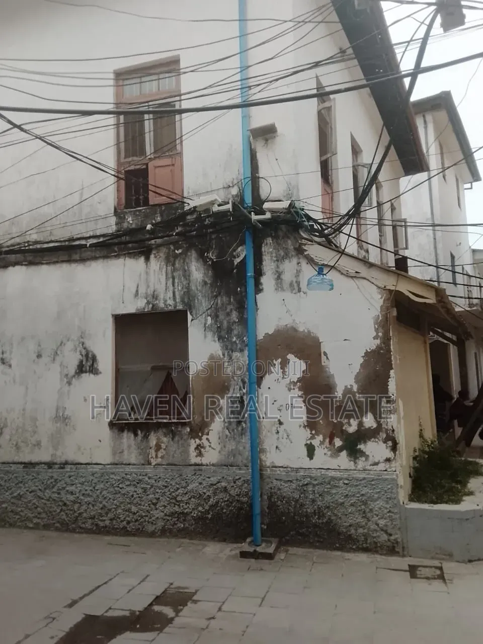 8bdrm House in Mjini for sale in Mjini