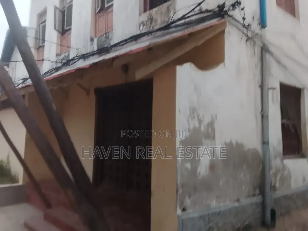 8bdrm House in Mjini for sale in Mjini