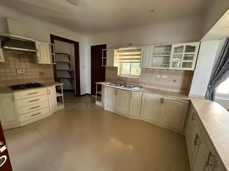 Furnished 3bdrm Apartment in Masaki for rent in Masaki