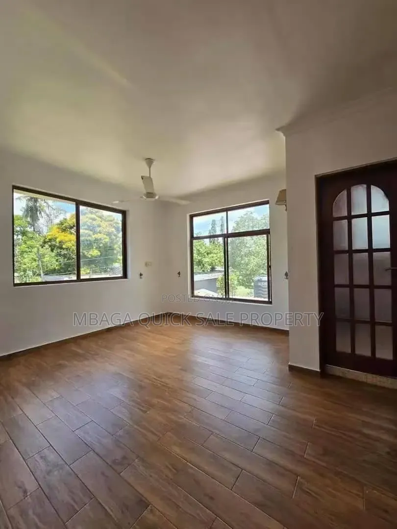 3bdrm Villa in Mikocheni for rent in Mikocheni