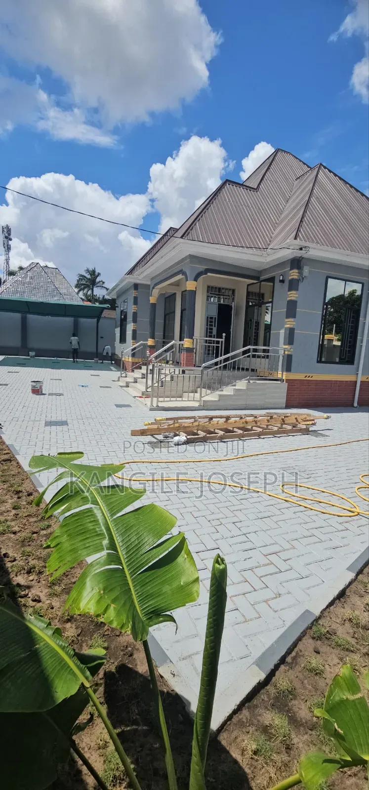 4bdrm House in Fancity Street, Kigamboni for sale in Kigamboni