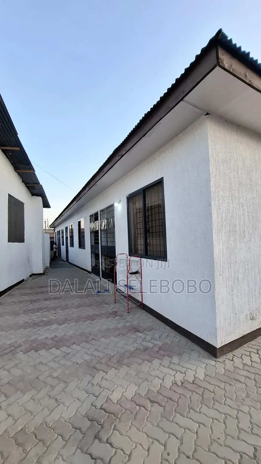 1bdrm Bungalow in Makumbusho Bus Stop, Kijitonyama for rent in Kijitonyama