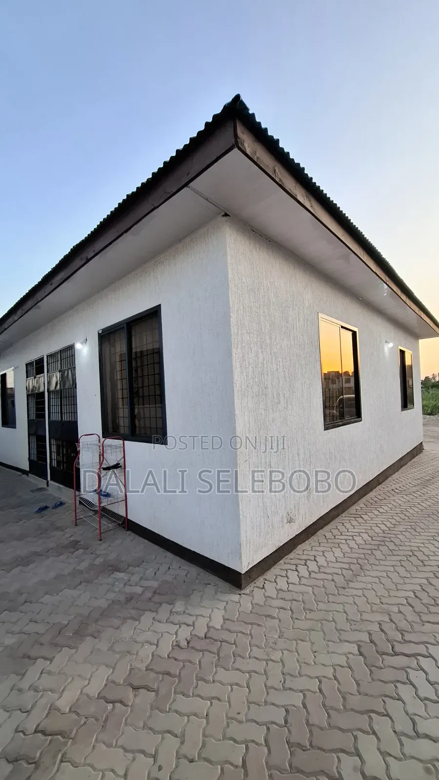 1bdrm Bungalow in Makumbusho Bus Stop, Kijitonyama for rent in Kijitonyama