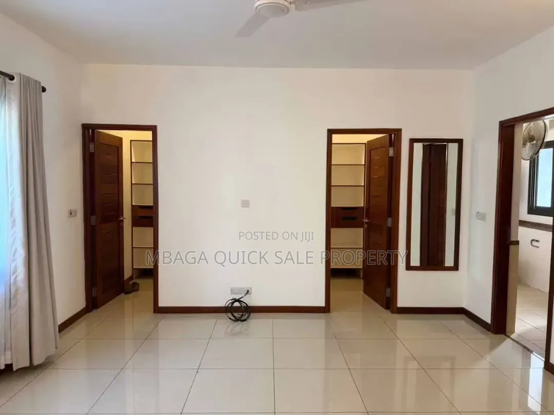 4bdrm Apartment in Oyster Bay for rent in Oyster Bay