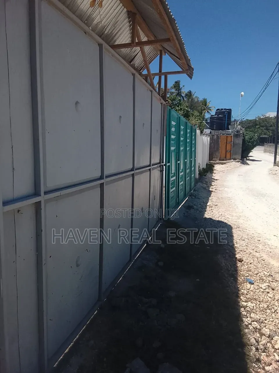Commercial Plot for Sale at Paje Center Zanzibar in Kati