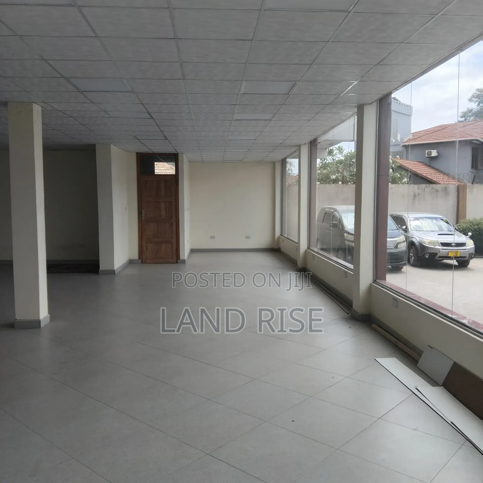 Office Space in Ali Hassan Mwinyi RD 200 SQM in Oyster Bay