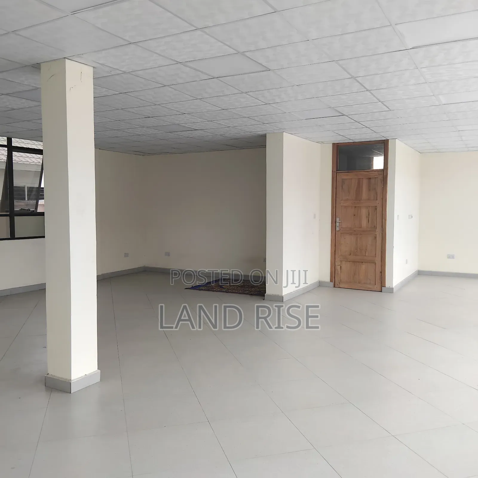 Office Space in Ali Hassan Mwinyi RD 200 SQM in Oyster Bay