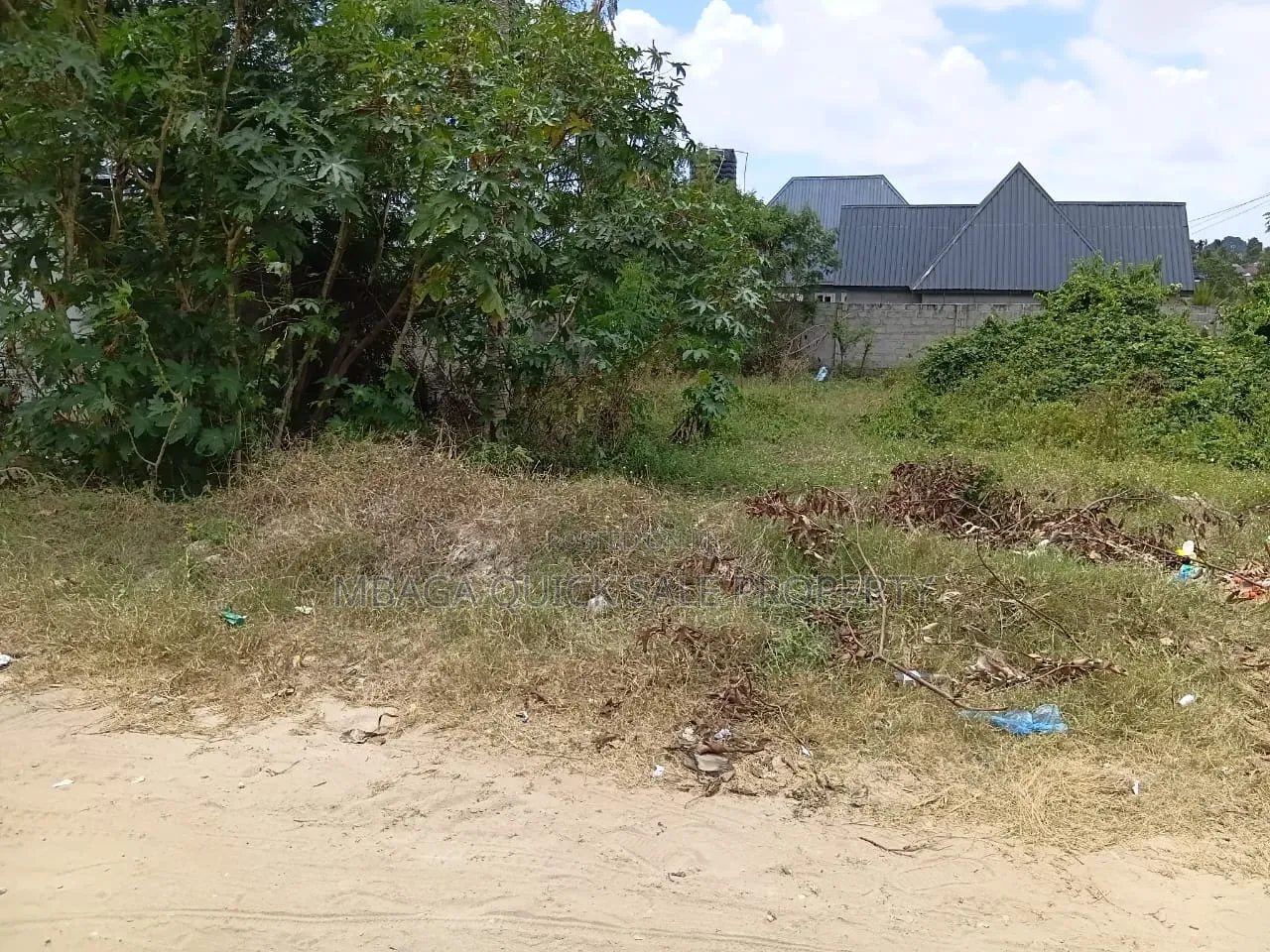Plot for Sale at Kigamboni Mikwambe 648 SQM in Kigamboni