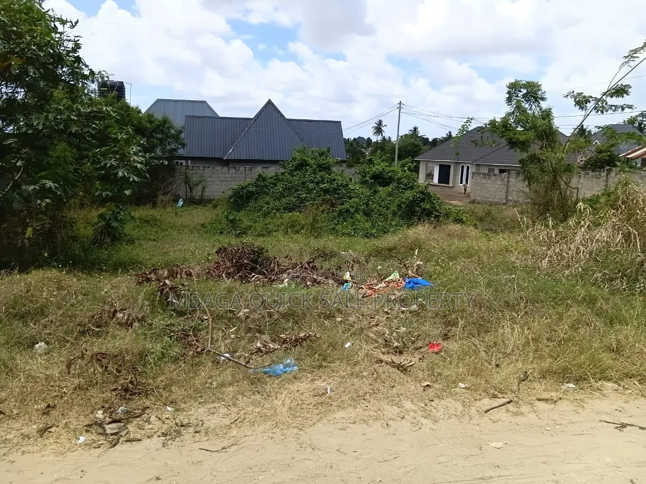 Plot for Sale at Kigamboni Mikwambe 648 SQM in Kigamboni