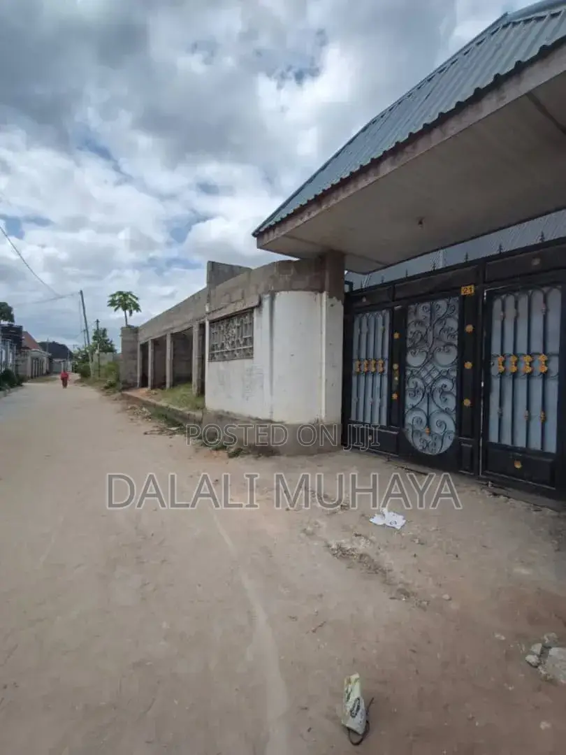 4bdrm House in Azam Complex, Mbagala for sale in Mbagala