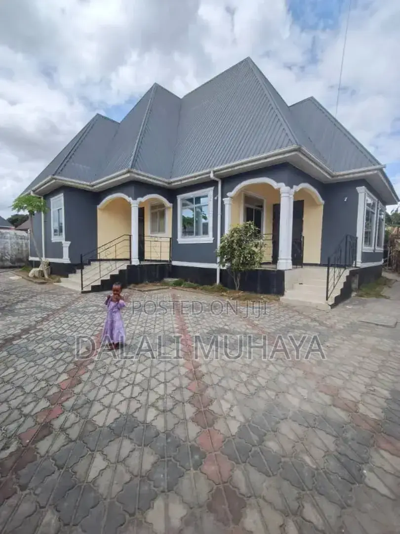 4bdrm House in Azam Complex, Mbagala for sale in Mbagala