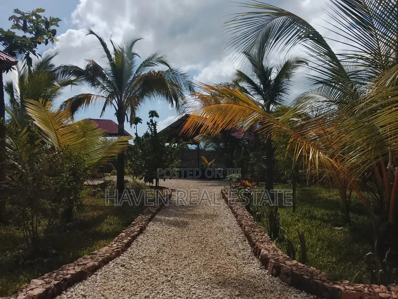 Furnished 7bdrm House in Kati for rent in Kati