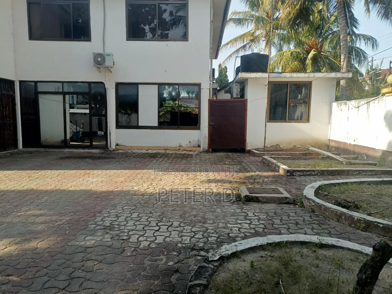 6bdrm House in Mikocheni for sale in Mikocheni