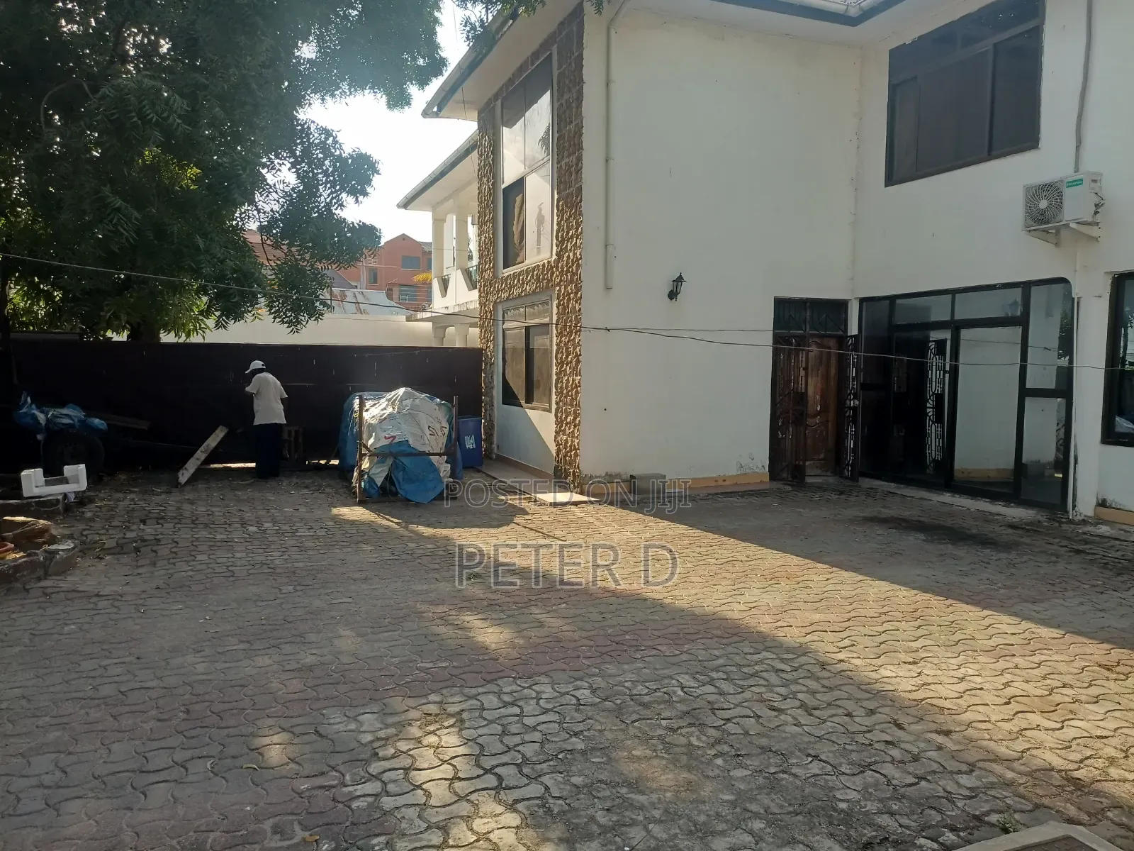 6bdrm House in Mikocheni for sale in Mikocheni