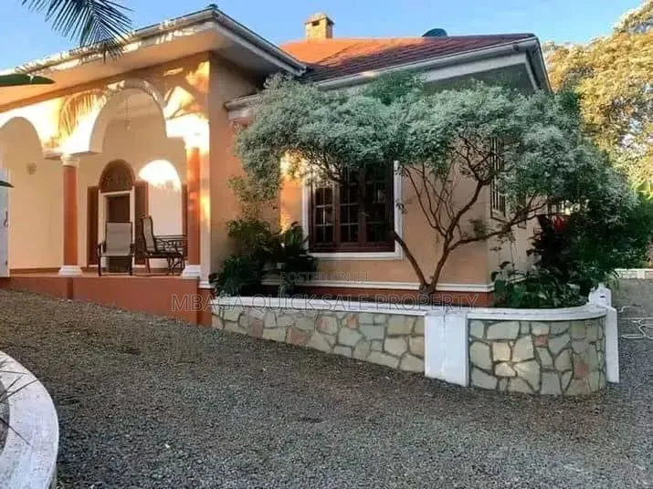 5bdrm House in Arusha, Njiro for sale in Njiro