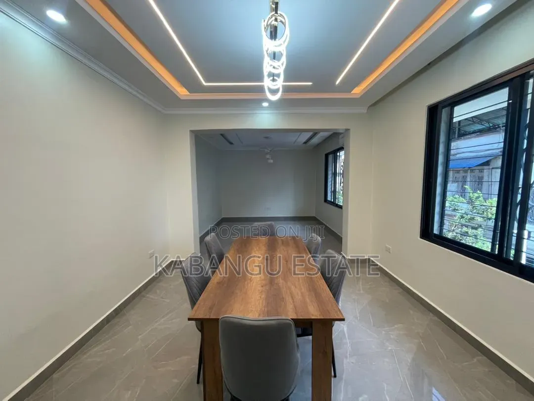 3bdrm Apartment in Upanga for rent in Upanga West