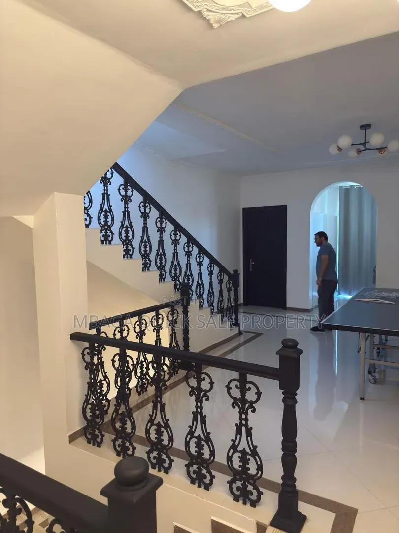 Furnished 5bdrm House in Msasani for rent in Msasani