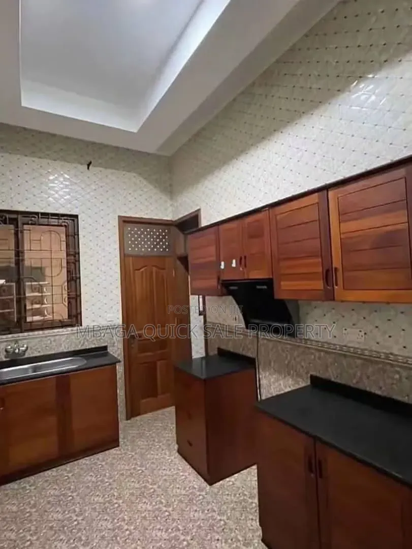 Furnished 3bdrm Apartment in Mikocheni for rent in Mikocheni