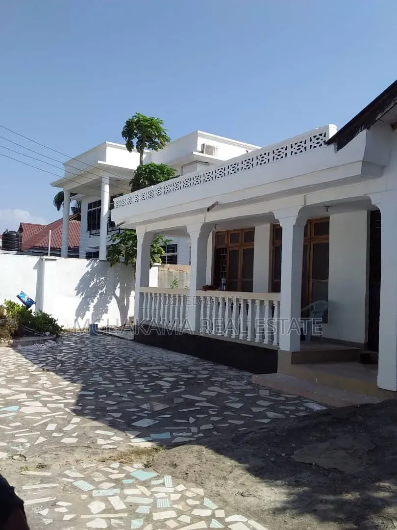 3bdrm House in Mchakama Real Estate, Mbezi Beach for sale in Mbezi Beach