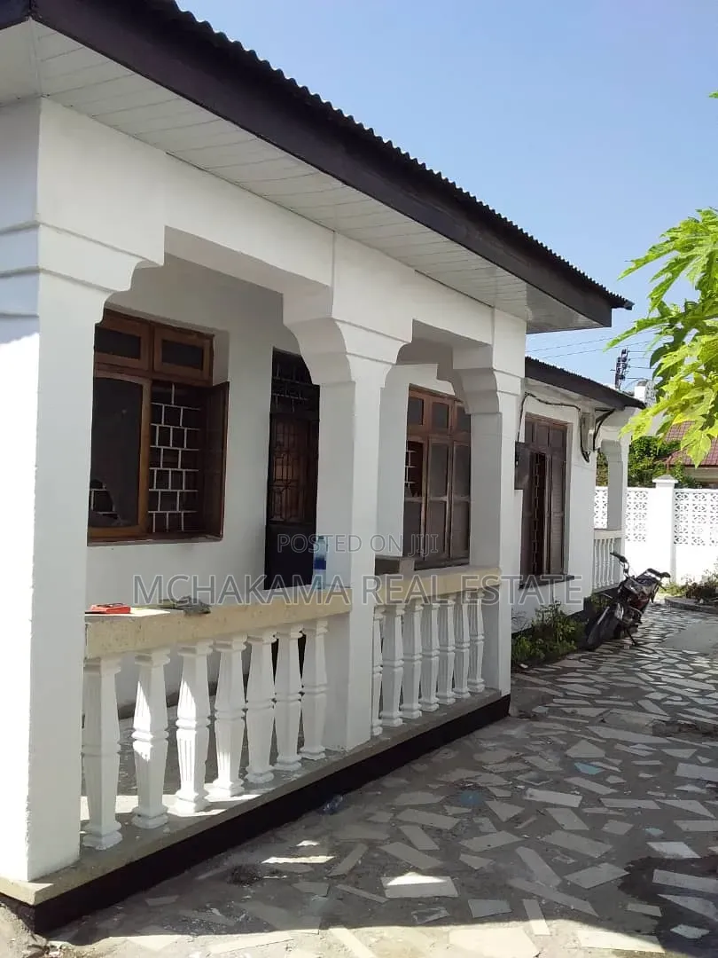 3bdrm House in Mchakama Real Estate, Mbezi Beach for sale in Mbezi Beach