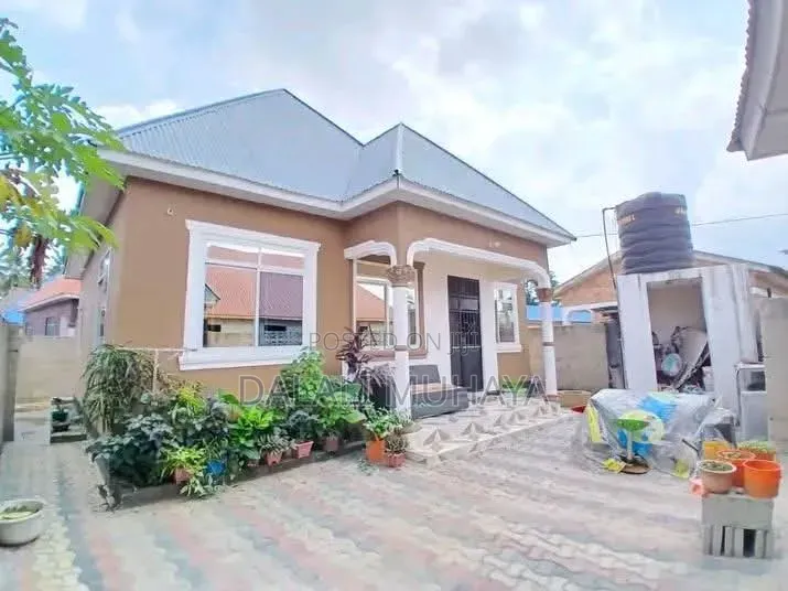 3bdrm House in Nyeburu Street, Chanika for sale in Chanika