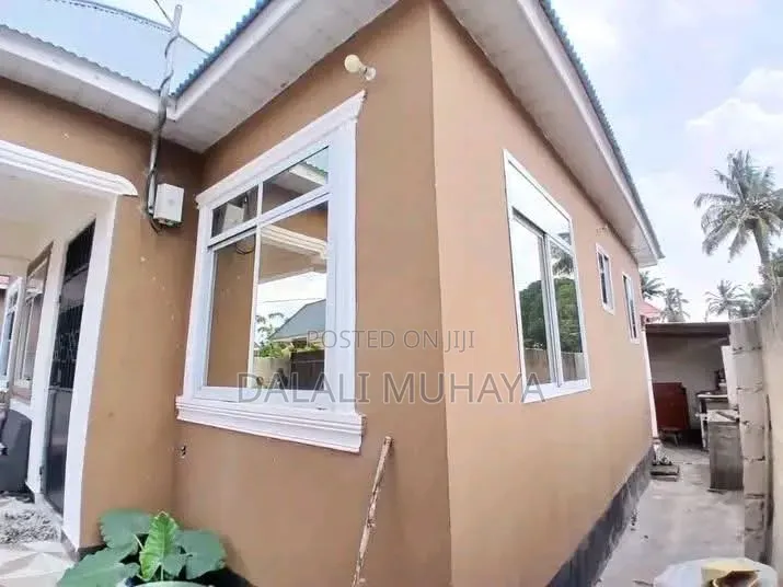 3bdrm House in Nyeburu Street, Chanika for sale in Chanika