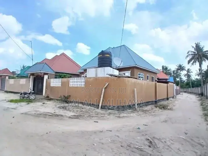 3bdrm House in Nyeburu Street, Chanika for sale in Chanika