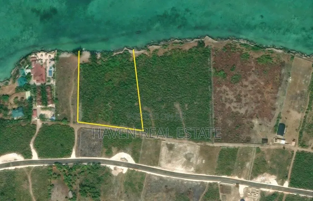 Beach Plot for Sale at Jambiani Zanzibar in Kaskazini A