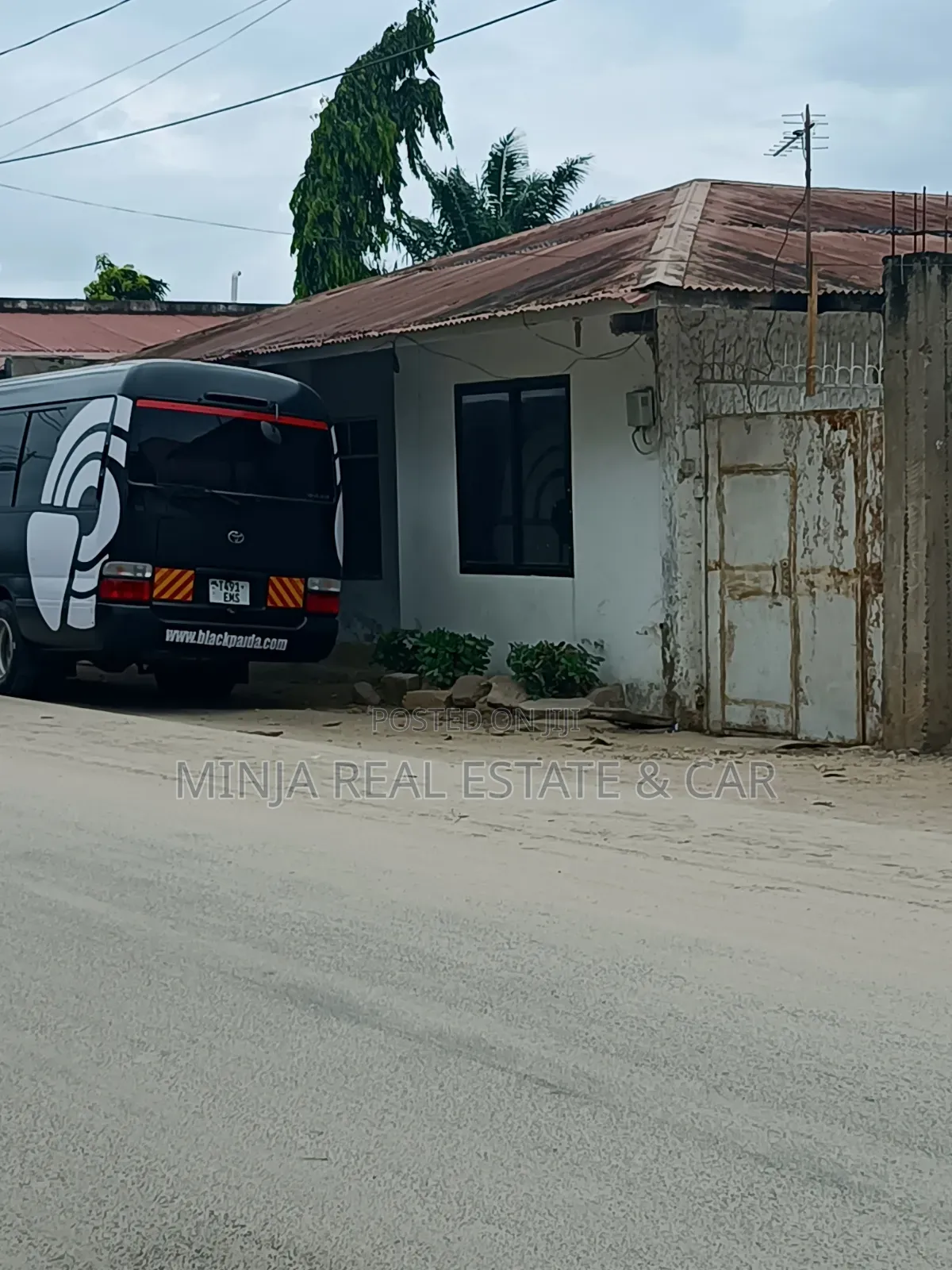 6bdrm House in Kinondoni for sale in Kinondoni