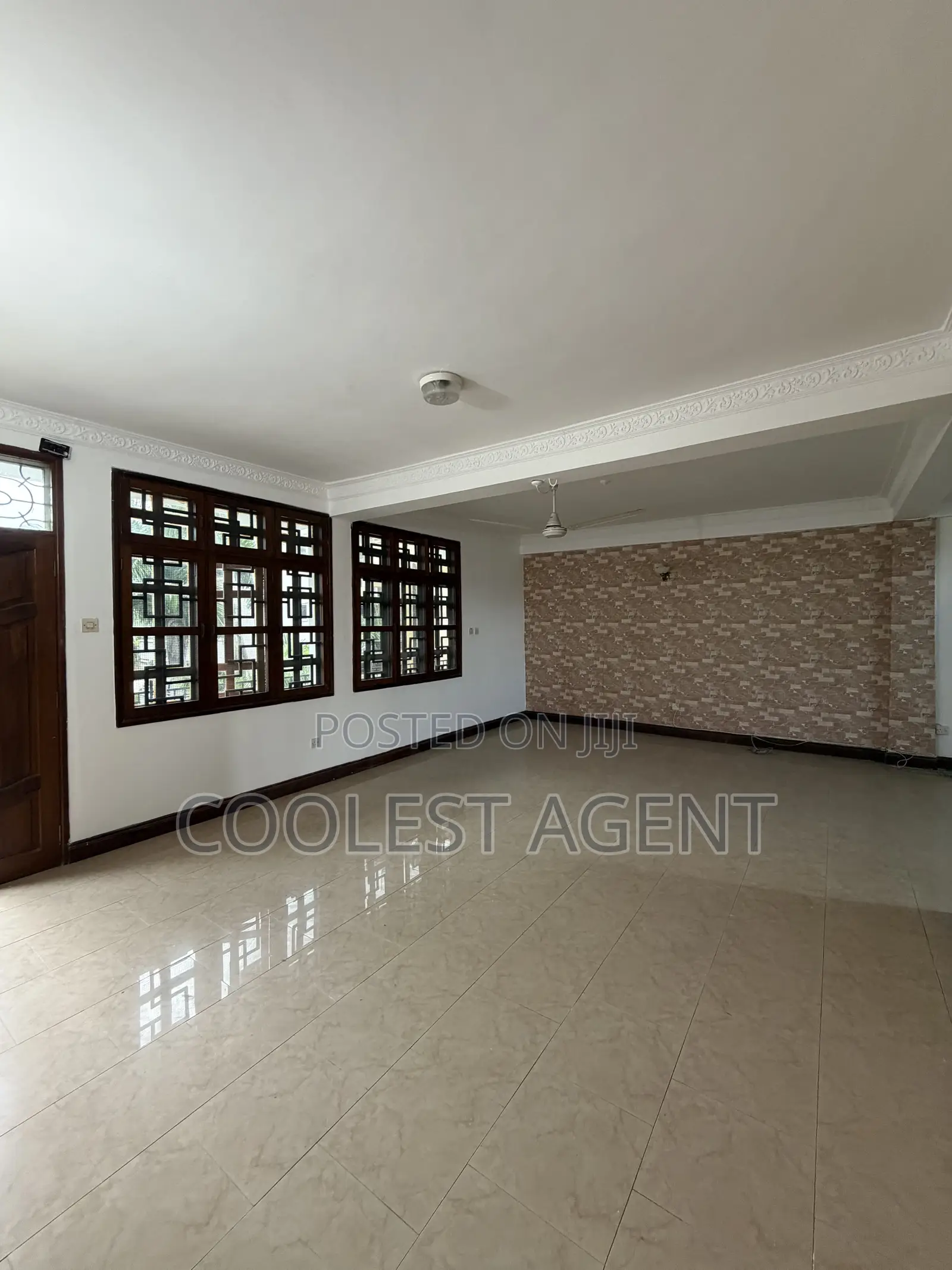 3bdrm Apartment in Coolest, Masaki for rent in Masaki
