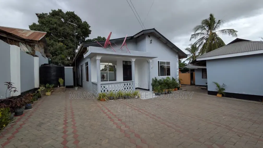5bdrm House in Gongoni for sale in Gongoni