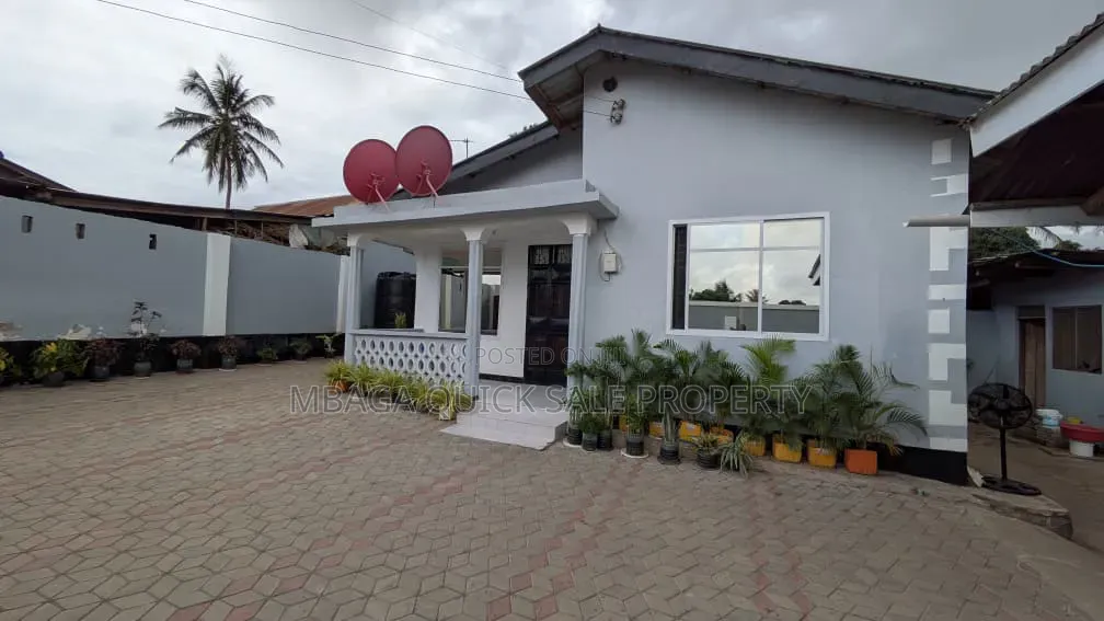 5bdrm House in Gongoni for sale in Gongoni