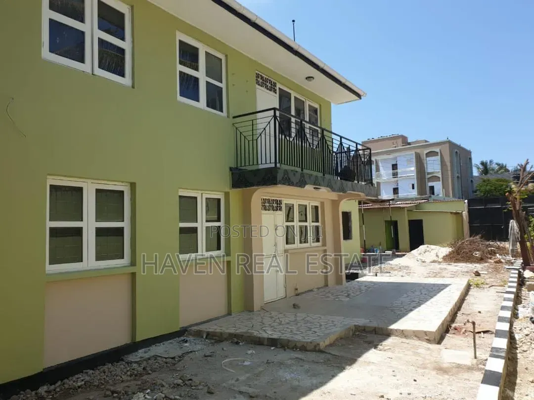 3bdrm Villa in Msasani for sale in Msasani