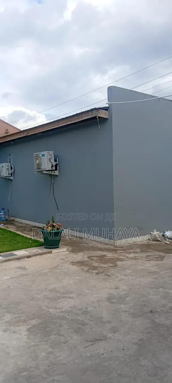 10bdrm House in Makumbusho Street, Kijitonyama for sale in Kijitonyama