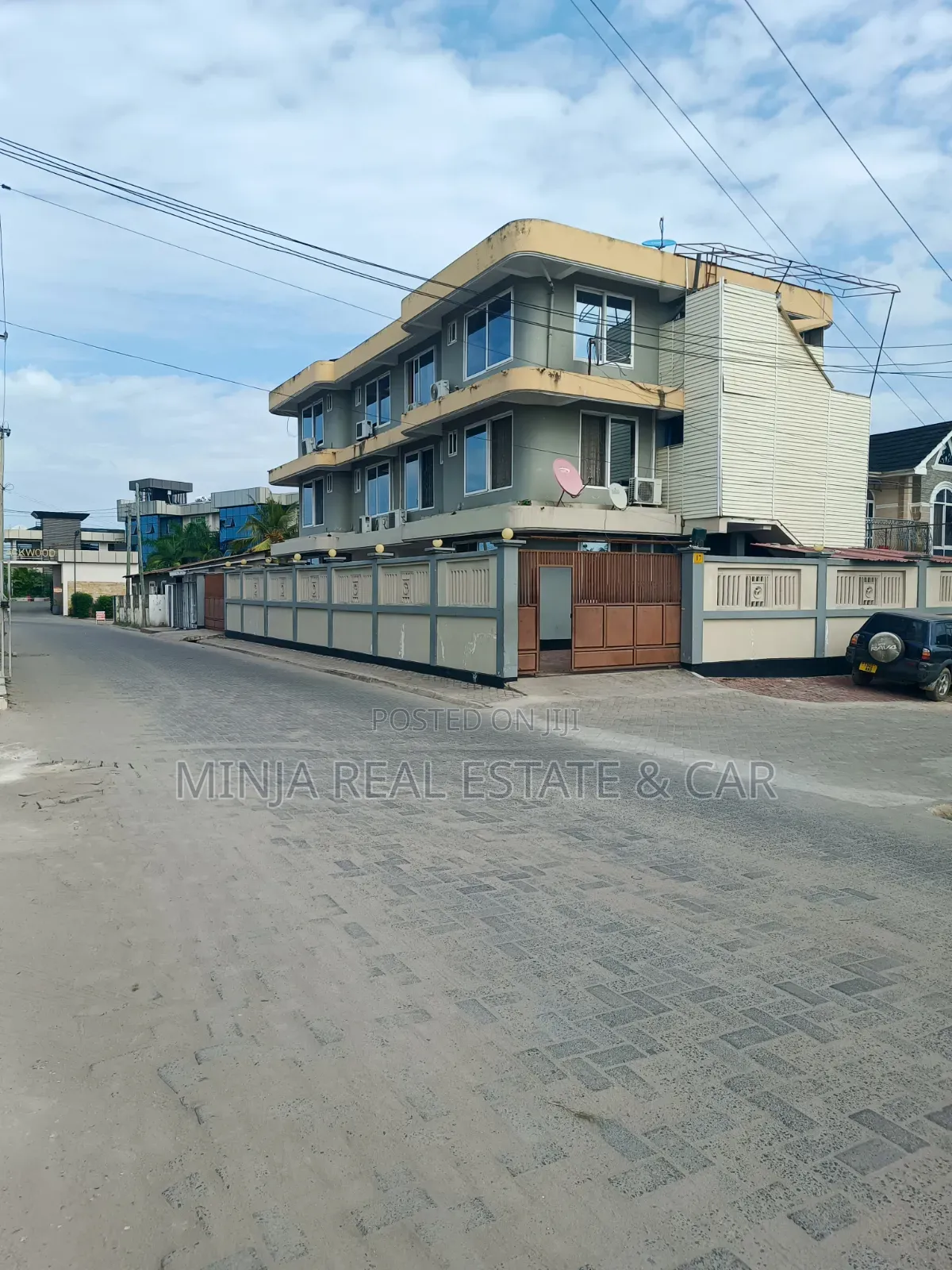 8bdrm Apartment in Kijitonyama for sale in Kijitonyama
