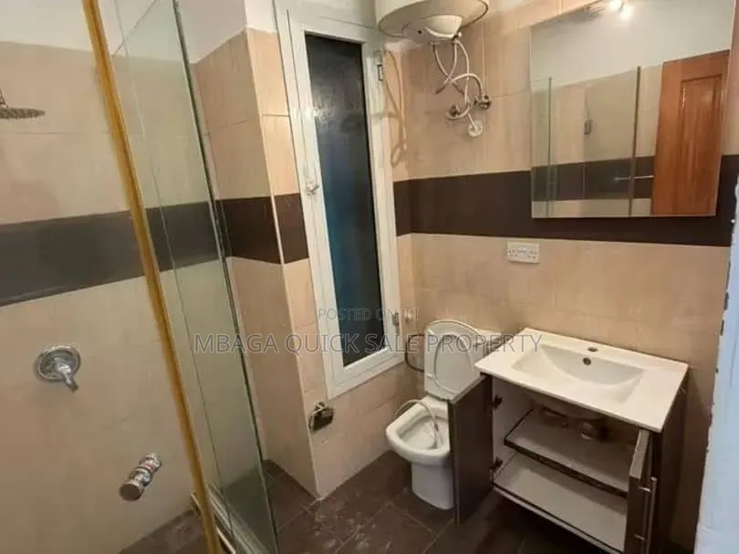 Furnished 4bdrm Apartment in Oyster Bay for rent in Oyster Bay