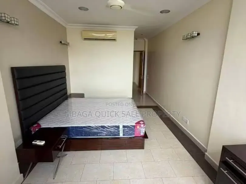 Furnished 4bdrm Apartment in Oyster Bay for rent in Oyster Bay