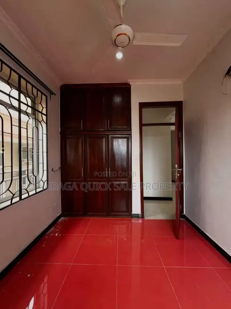 2bdrm Apartment in Makongorosi for rent in Makongorosi