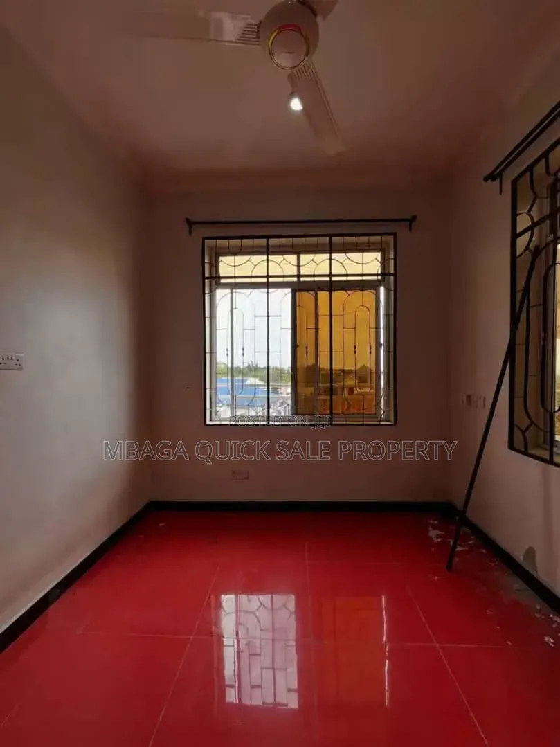 2bdrm Apartment in Makongorosi for rent in Makongorosi