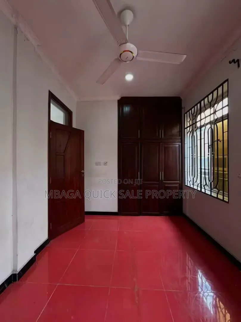 2bdrm Apartment in Makongorosi for rent in Makongorosi