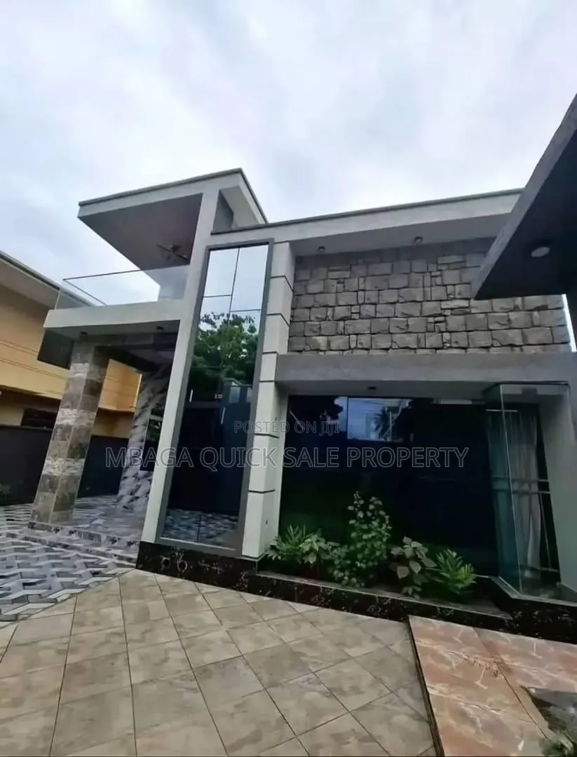 4bdrm House in Mikocheni for sale in Mikocheni